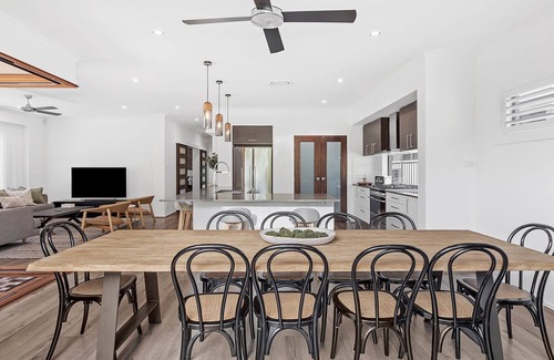 Shoal Bay Casa | Ultimate family holiday in Style