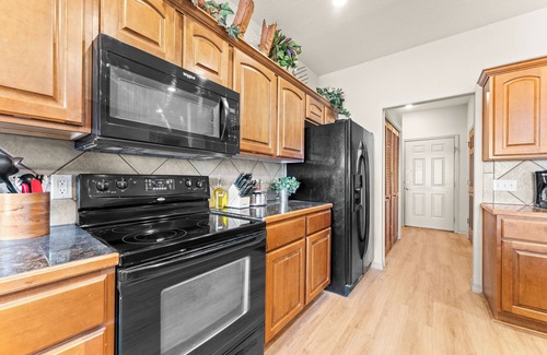 Branson West Casa | ULTIMATE Family Reunion! 5min to SDC ▪ Game Room ▪ Golf ▪ 3 Pools ▪ Pool Table