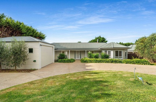 Portsea Casa | Ultimate family retreat, on the Portsea / Sorrento border, (sleeps 15/16)