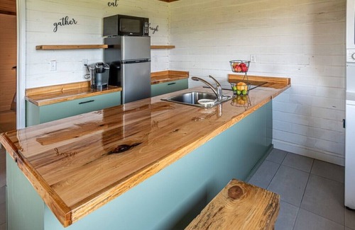 Springdale Casa | Ultimate Hikers and Bikers Pit Stop to Clean up and Wind Down (no cleaning fee)