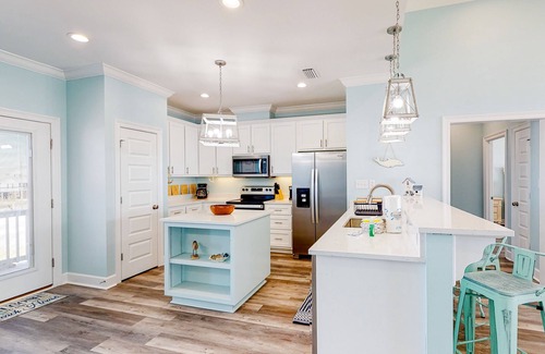 Dauphin Island Casa | Ultimate oceanfront getaway for large groups w/amazing views and sundeck