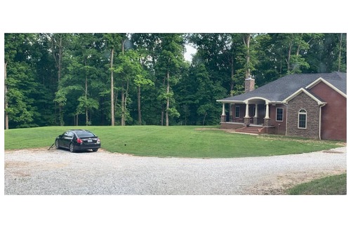 Lewisport Casa | Ultimate private 4 bedroom 3 full bathrooms right next to golf course with path