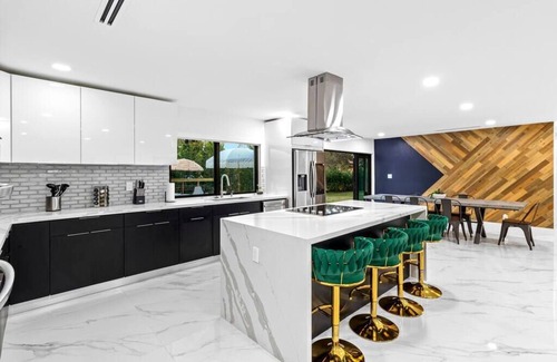 Sunrise Villa | Ultimate Sporting Fun and Cinema Experience at THE GLAM HOMES