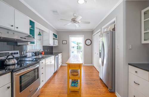 Savannah Beach Cabaña | 2 12th Street ~ Frente al mar