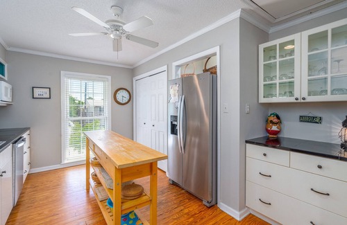 Savannah Beach Cabaña | 2 12th Street ~ Frente al mar