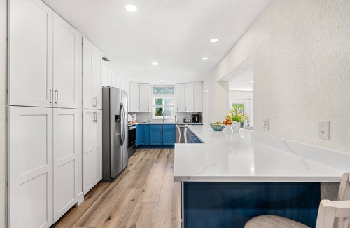 Seacoast Shores Casa | Ultimate Beach Oasis: Heated Pool, Game Room, BBQ & Pet-Friendly 🏖️