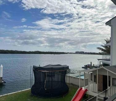 Paradise Point Casa | Ultimate waterfront Mansion