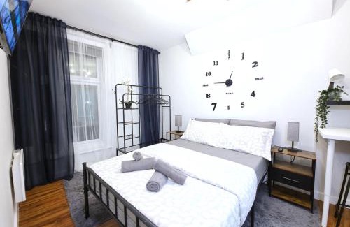 Harrow Apartamento | Ultra central, Near station 2BR 2BATH 6Sleep