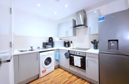 Harrow Apartamento | Ultra central, Near station 2BR 2BATH 6Sleep