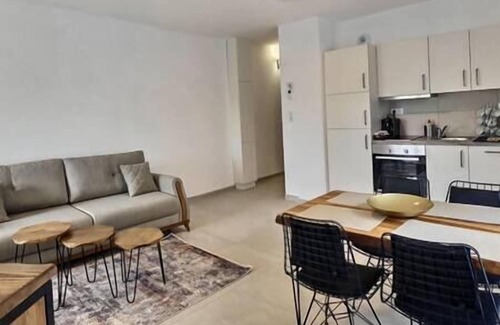 Bourgfelden Apartamento | Ultra comfortable bright studio near the center of Basel