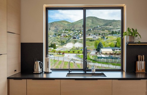 Chelan Villa | Ultra Luxury Chelan Lake House w/ Sauna, Steam Room, Cold Plunge, and Hot Tub