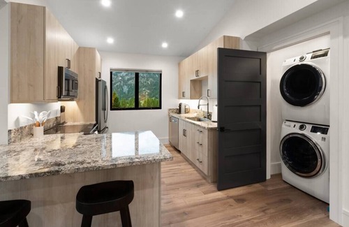 Big Sky Casa | ULTRA Luxury NEW Home with private sledding hill