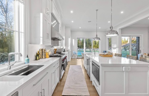 Bridgehampton Casa | Ultra Modern Bridgehampton Gem, Perfect Location, 6 Beds, Heated Pool, Hot Tub
