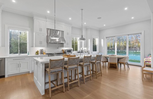 Bridgehampton Casa | Ultra Modern Bridgehampton Gem, Perfect Location, 6 Beds, Heated Pool, Hot Tub