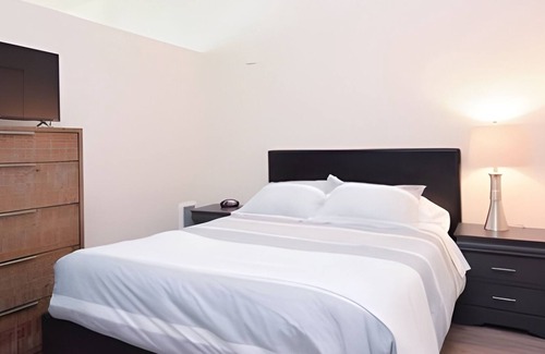 Downtown Apartamento | Ultra Modern Redmond 1BR 3 | Fast Wifi| Gym