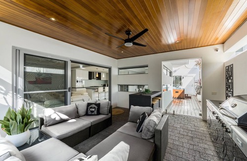 Beaconsfield Casa | ULTRA STYLISH FREMANTLE AREA WALK TO THE BEACH