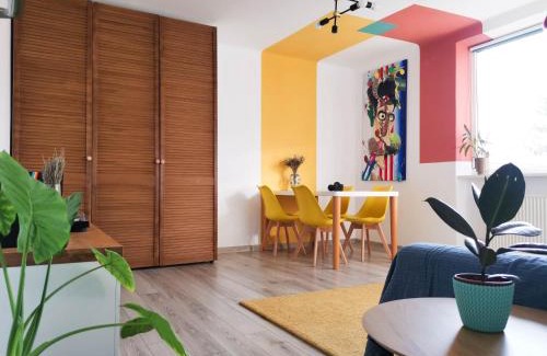 Bacau Apartamento | Ultracentral cozy art apartment