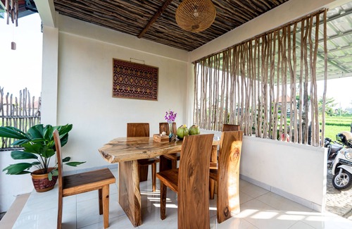 Kemenuh Villa | Ulun Si Joglo Private Villa by Supala