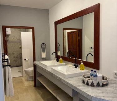 Uluwatu Hotel | Uluwatu Stay's Deluxe Suite #5