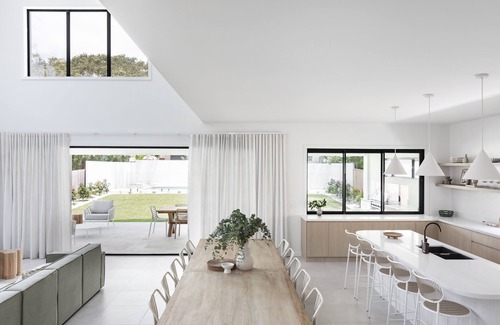 Werri Beach Casa | Uma on Werri, Gerringong - Heated pool/spa, beachfront, luxury, aircon, playroom