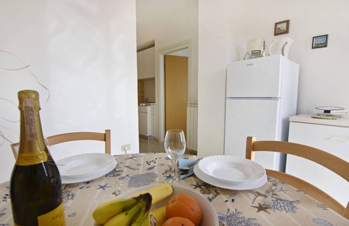 Valica Apartamento | Apartamento para parejas Umag Valica, cerca de la playa, con piscina, barbacoa