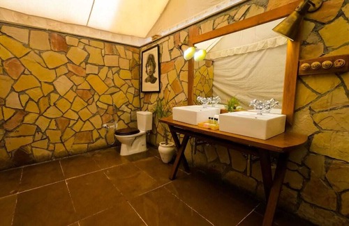 Mandla Complejo | Umaria Safari Camp -Kanha National Park
