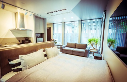 Aoi Ward Otro | UMEGASHIMA DRIVE-IN & SAUNA VILLA