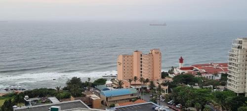 Umhlanga Apartamento | Umhlanga Luxury Oceans Apartment with Sea Views in same building as 5 star hotel
