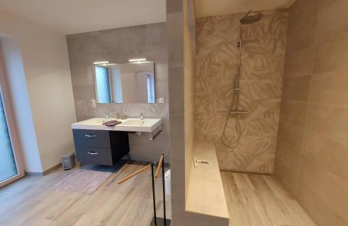 Saint-Pierre-la-Cour Casa | Un air de campagne