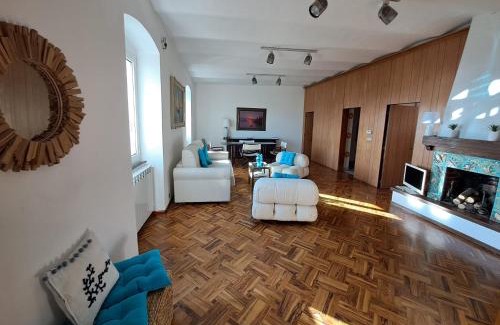Riva Trigoso Apartamento | Un camino in Riva al mare