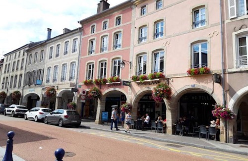Remiremont Apartamento | Un mélange d'art et d'histoire