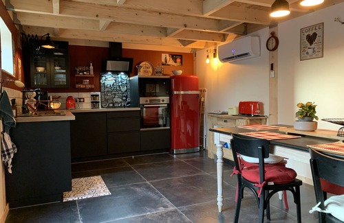 Cercie Casa | Un P'tit Bouchon Dans le Beaujolais , le Cadre Parfait Pour se Reposer !