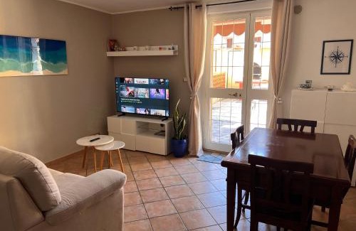 Castiglione della Pescaia Apartamento | Un passo dal Mare - 50m from the Sea, with Garden, AC & WiFi