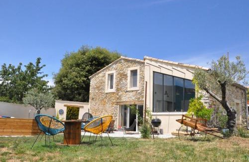 Roche-Saint-Secret Casa | Un petit coin de paradis