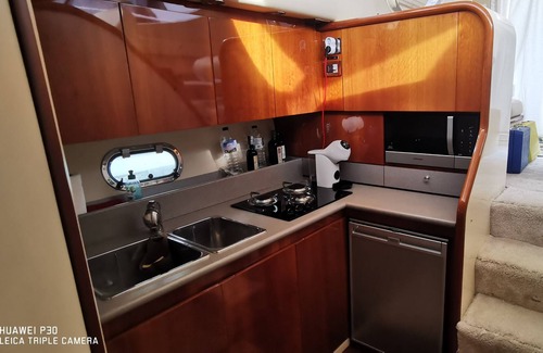 Saint-Raphael Alquiler De Eote | Un Yacht Rien que Pour Vous Avec Parking Privé Gratuit