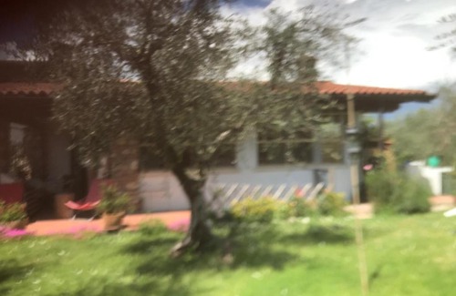 Moniga del Garda Apartamento | Una casa tra gli olivi 1 Moniga del Garda