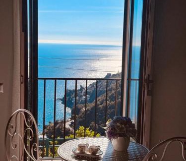 Raito Apartamento | Una casa.vista mare