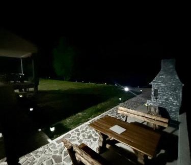 Mali Radic Casa | UNA Escape