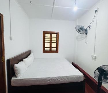 Kuchchaveli Casa | Una Star Guest House