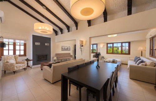Filerimos Villa | Una Villa Rhodes