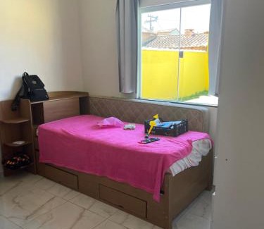 Tamoios Casa | Unamar - Casa AMARELA