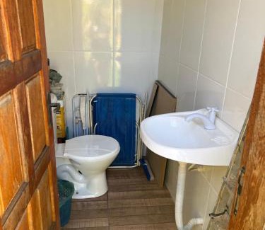 Tamoios Casa | Unamar - Casa AMARELA