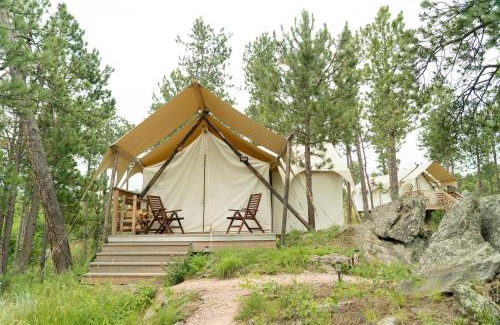 Keystone Otro | Under Canvas Mount Rushmore