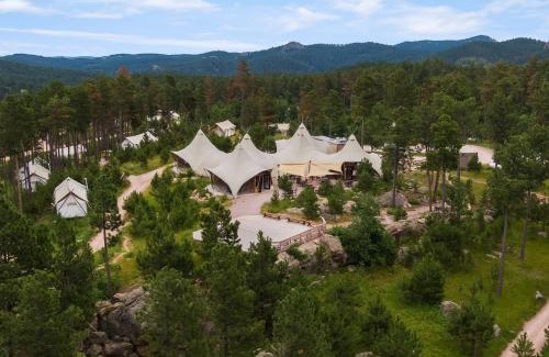Keystone Otro | Under Canvas Mount Rushmore