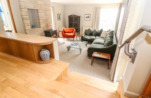 Stroud Casa | Under Catswood