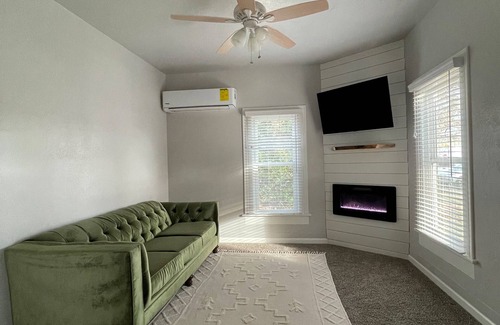 Pilot Rock Casa | Under the Bluff Bungalow