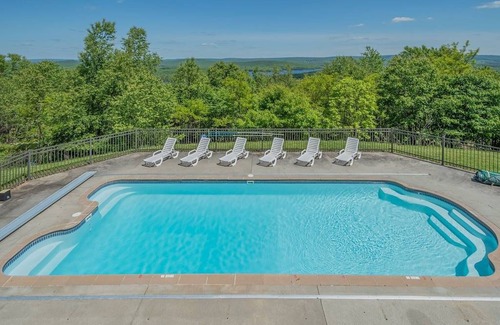 Mountainside Casa | Under the Stars: Private Indoor & Outdoor Pools, 2 Hot Tubs, & BIG Lake Views