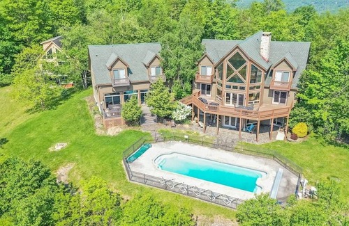 Mountainside Casa | Under the Stars: Private Indoor & Outdoor Pools, 2 Hot Tubs, & BIG Lake Views
