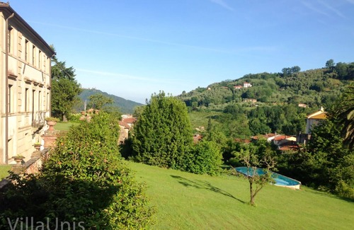 Nocchi Villa | Bajo el sol de la Toscana - Noble Villa con piscina y jardín enorme