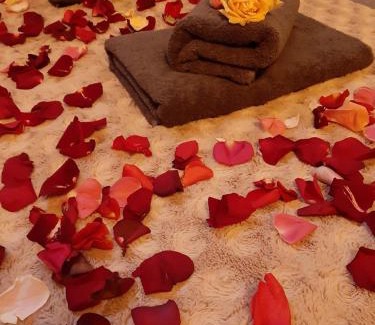 Stare Podgorze Cama Y Desayuno | UNDERGROUND Jacuzzi Rooms